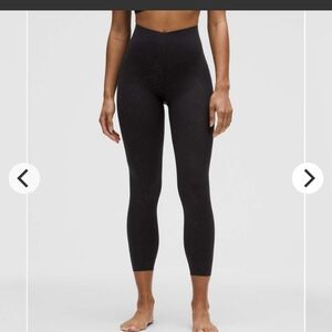 NWT Lululemon Glow Ups SHR 25in Sz 0or2 Black Snake Emboss